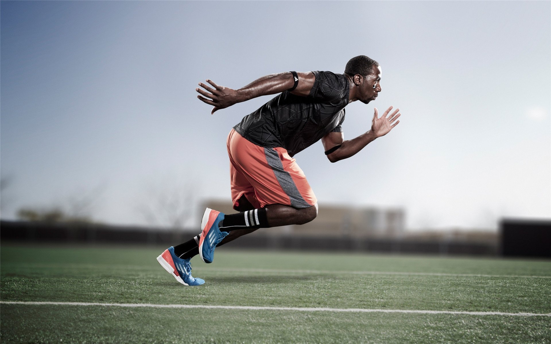 足球科技改变比赛，足球高科技训练装备